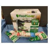 Foodsaver vacuum system with 3 extra bags NIB