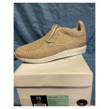 Diamond trek low tan menï¿½s sz 10 NIB