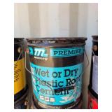 WET OR DRY PLASTIC ROOF CEMENT 5 GAL