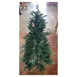 5 FT. ALEXA COMPATIBLE LED CHRISTMAS TREE