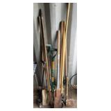 LARGE GROUP GARDEN/YARD TOOLS