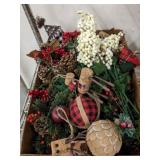 ASSORTED CHRISTMAS Dï¿½COR