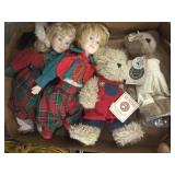 BOYDS BEARS AND DOLLS