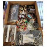 ASSORTED COSTUME JEWELRY