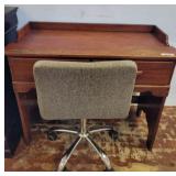 MAPLE 2 DRAWER DESK, OFFICE CHAIR