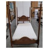 MAPLE SINGLE POSTER BED