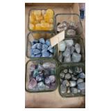 ASSORTED POLISHED STONES