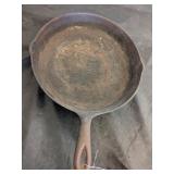 CAST IRON FRYING PAN USA #8