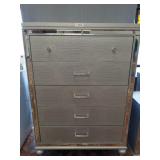 GATOR STYLE LOOKING CHEST OF DRAWERS 5 DRAWERS