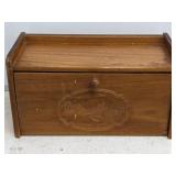 VINTAGE WOODEN BREAD BOX