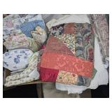 LARGE LOT OF LINENS