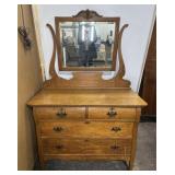 ANTIQUE 4 DRAWER DRESSER WITH MIRROR