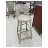 VINTAGE METAL STOOL