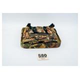 CAMO HUNTING PACK WITH SEAT CUSHION