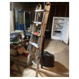 Little giant ladder With leg extension