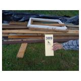 Mixed lumber, varied sizes