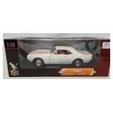 Road Signature 1:18 Die Cast 1967 Camaro (MIB)