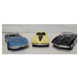 (3) 1:18 Die Cast Chevy Corvette Models