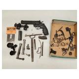 TRAY LOT OF GUN PARTS, ACCESSORIES, BB GUN