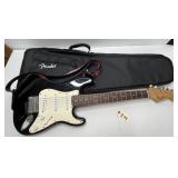 Fender Squier Mini Youth Electric Guitar w/ Case