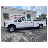 2011 Ford F-250 XL Super Duty 4X4 Utility Truck