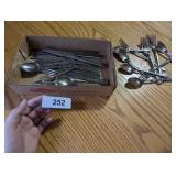 Flatware Set