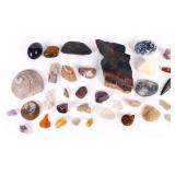 ASSORTED POLISHED STONES, MINERALS & FOSSILS