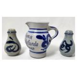 Creamer (Handarbeit)/ Salt & Pepper Shaker Lot