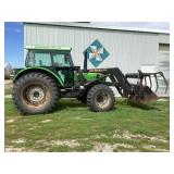 Deutz Allis 7085 with loader and grapple