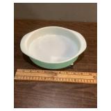 Pyrexx 221  8 1/4 " Baking dish