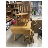 Drop leaf table and two chairs 30 x 30 with