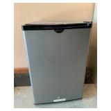 Frigidaire compact fridge