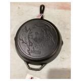 Lodge wildlife series cast-iron skillet