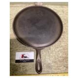 Wagner ware circular griddle 11 09S