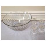 PUNCH BOWL WITH 5 GLASSES