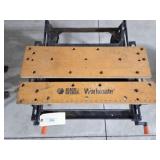 BLACK AND DECKER WORKMATE - PORTABLE WORK BENCH