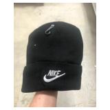 STOCKING CAP W NIKE LOGO