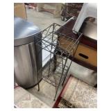 METAL PLANT STAND