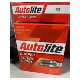 4 AUTO LITE SPARK PLUGS