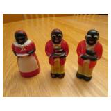 vintage plastic auct jemima & moses salt & peppers