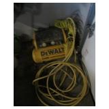 dewalt air compressor w/hose