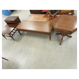 3 pc coffee & end tables set