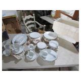 tote & noritake dish set