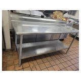 Stainless steel work table with undertray