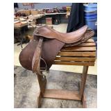 English saddle