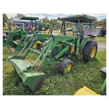 1997 John Deere 870 Tractor