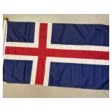 Iceland 3x5 Nylon Flag w/ 6ï¿½ wood pole