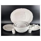 Kitchen Dishware - Nesting Bowls & More