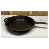 Lodge Cast Iron  Fry Pan