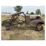 1936 BUICK SEDAN - STRAIGHT 8 CYLINDER MOTOR -